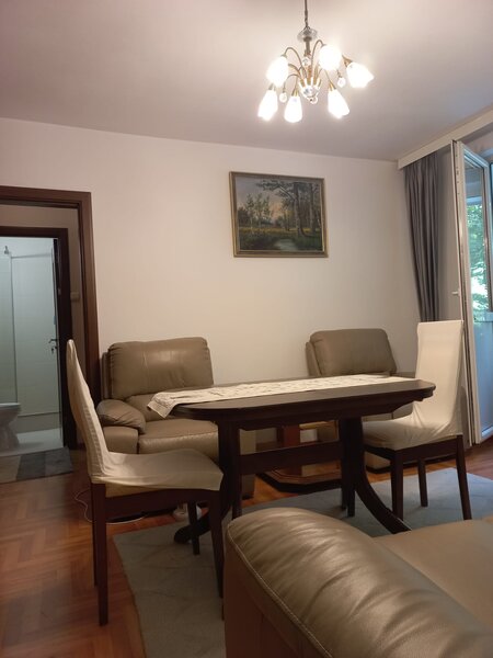 Drumul Taberei Tg. Neamt, vanzare 3 camere, CT, AC, mobilat/utilat 129000E